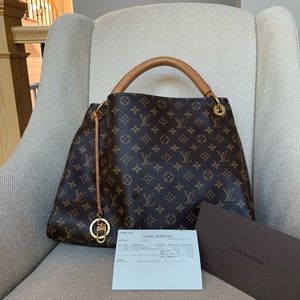 Louis Vuitton Artsy